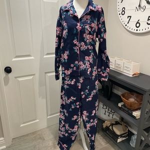 Womans Small Blue and Pink Liz Claiborne Flanell Pajama